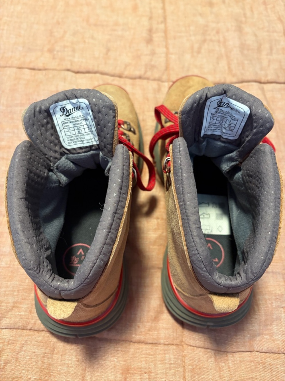 Danner Mountain 600 Hiking Boots - Picture 5 of 6
